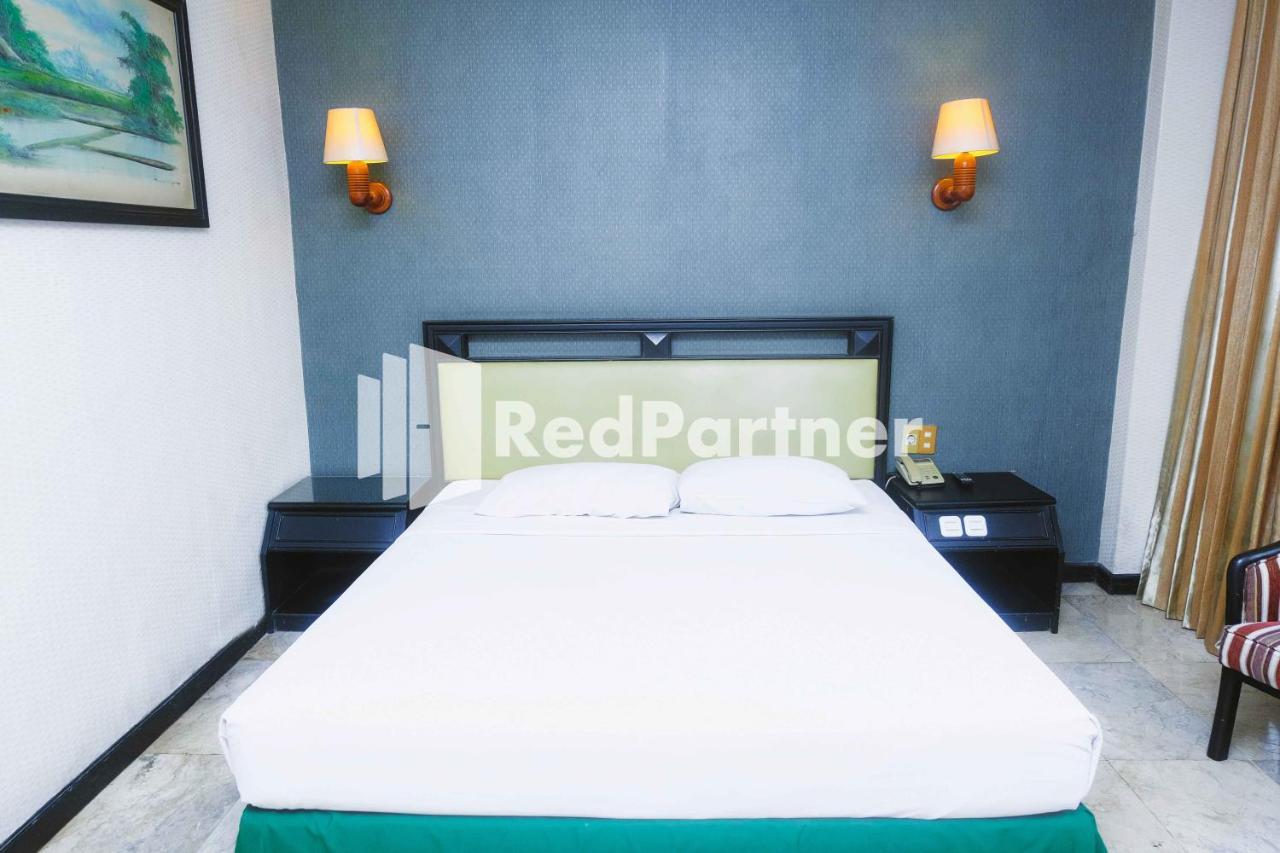 Hotel Yasmin Makassar Mitra Reddoorz Екстериор снимка