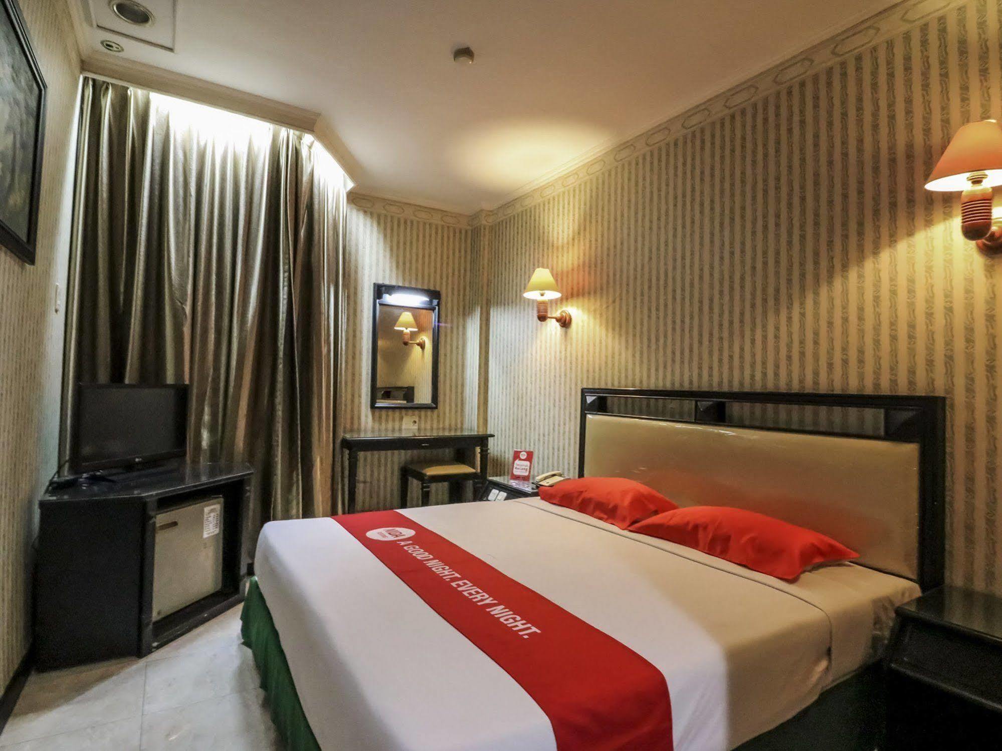 Hotel Yasmin Makassar Mitra Reddoorz Екстериор снимка